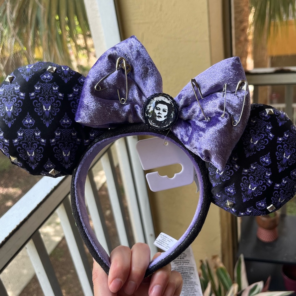 Her Universe Haunted Mansion Minnie Ears - Disney Parks Merch